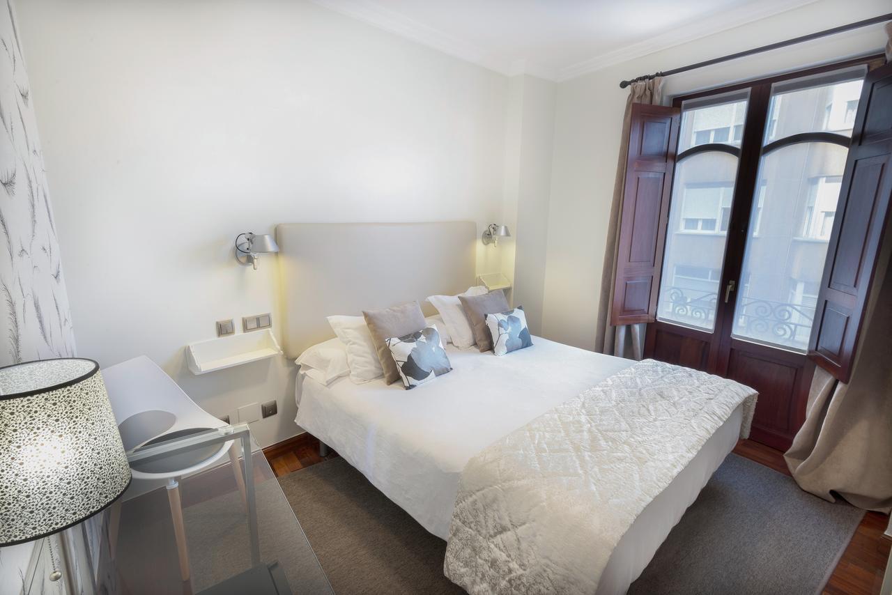 Cuatro Caminos Rooms Torrelavega Exterior photo